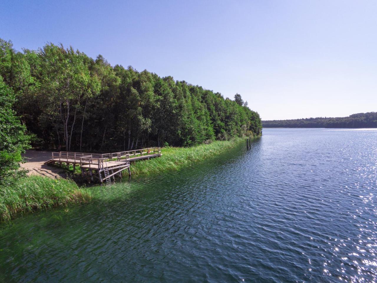 Van Der Valk Naturresort Drewitz Nossentiner Huette Exteriör bild